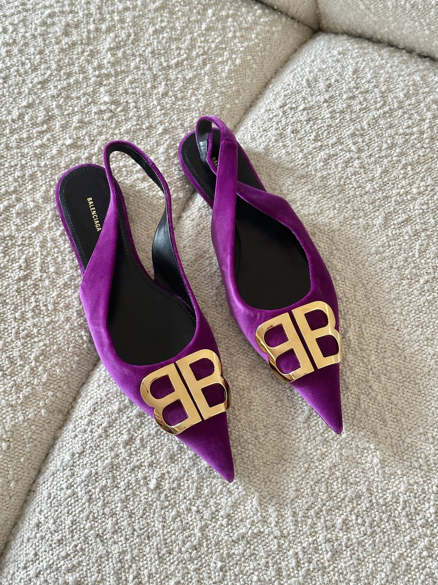BALENCIAGA BB KNIFE VELVET SLINGBACK FLATS