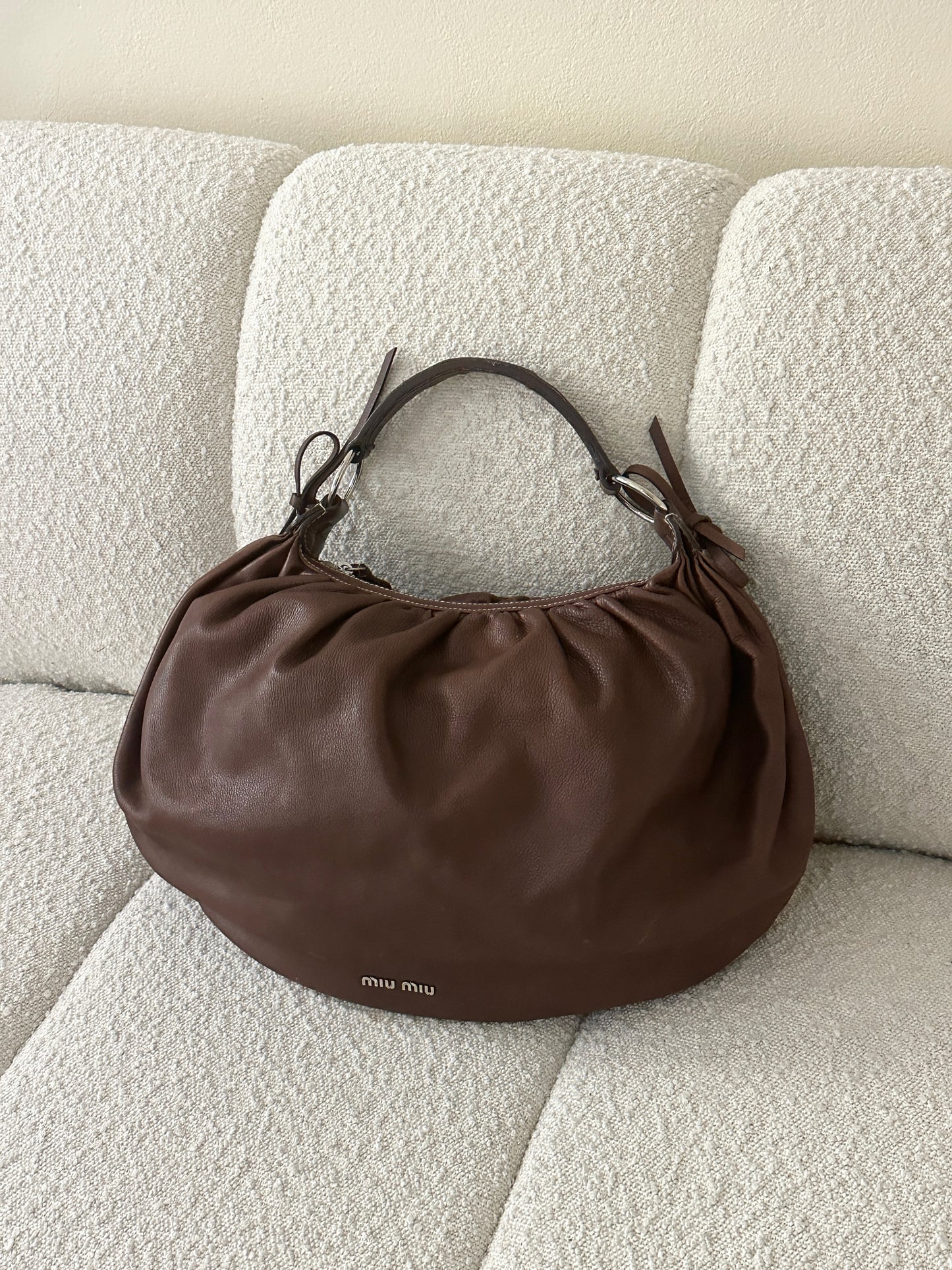 MIU MIU VITELLO BOW LEATHER HOBO BAG