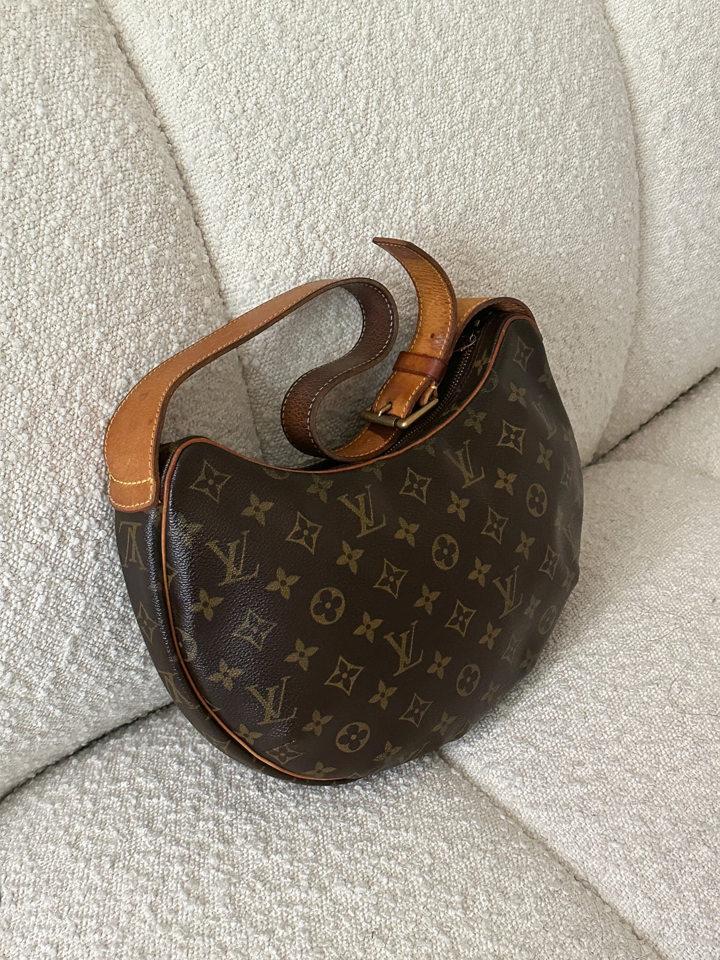 LOUIS VUITTON MONOGRAM CROISSANT MM SHOULDER BAG
