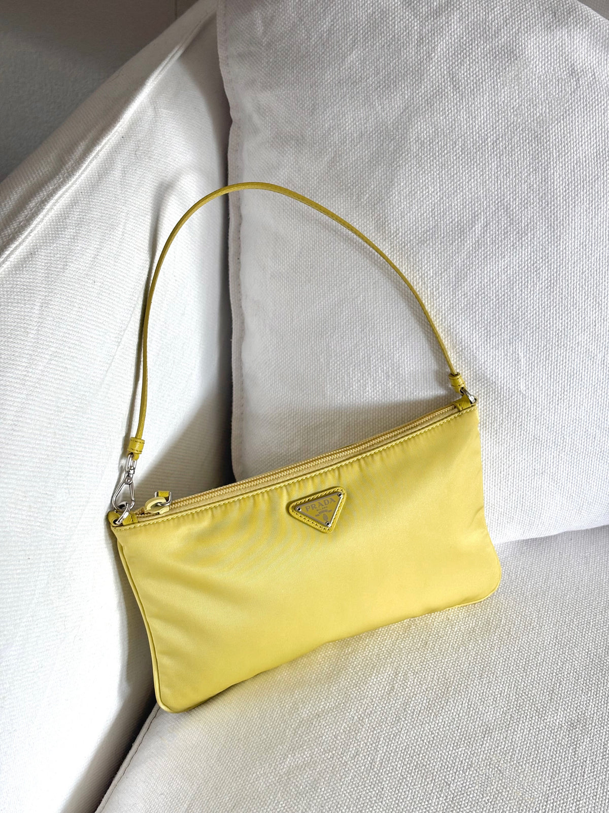 RE-NYLON YELLOW VELA SHOULDER BAG