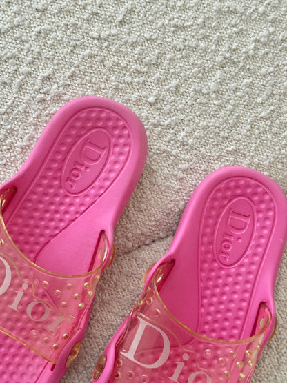 DIOR PINK LOGO RUBBER POOL SLIDES