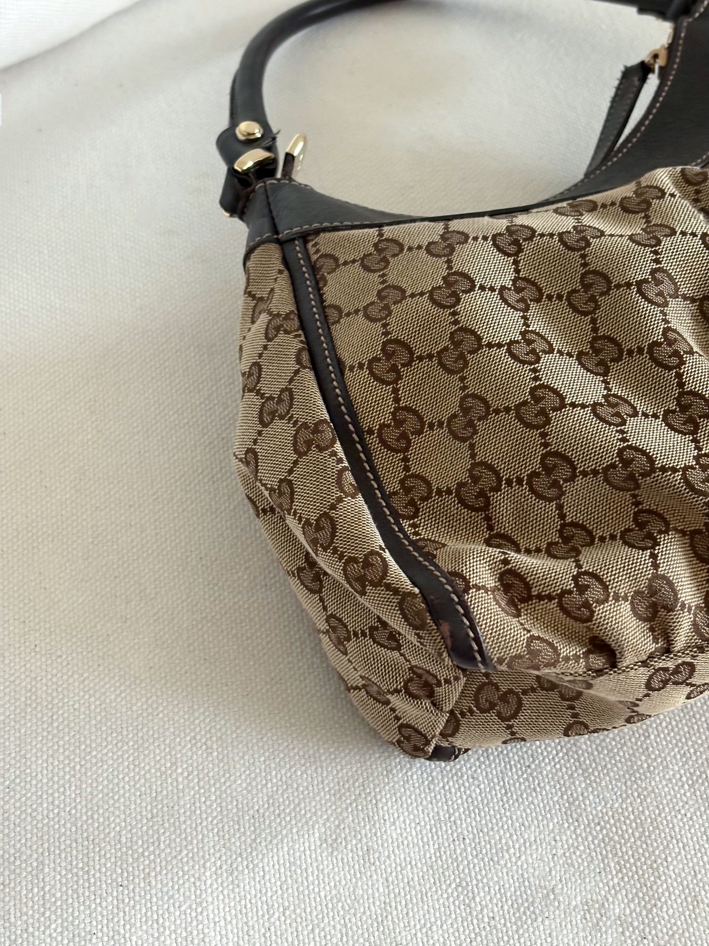 GUCCI GUCCISSIMA ABBEY D RING BAG