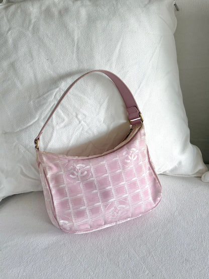 CHANEL PINK TRAVEL LINE NYLON SHOULDER BAG