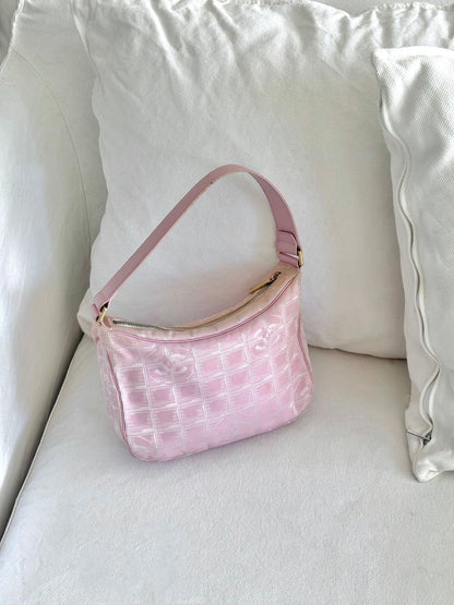 CHANEL PINK TRAVEL LINE NYLON SHOULDER BAG