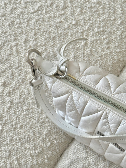 MIU MIU MATELASSÉ SPIRIT CIRE SHOULDER BAG