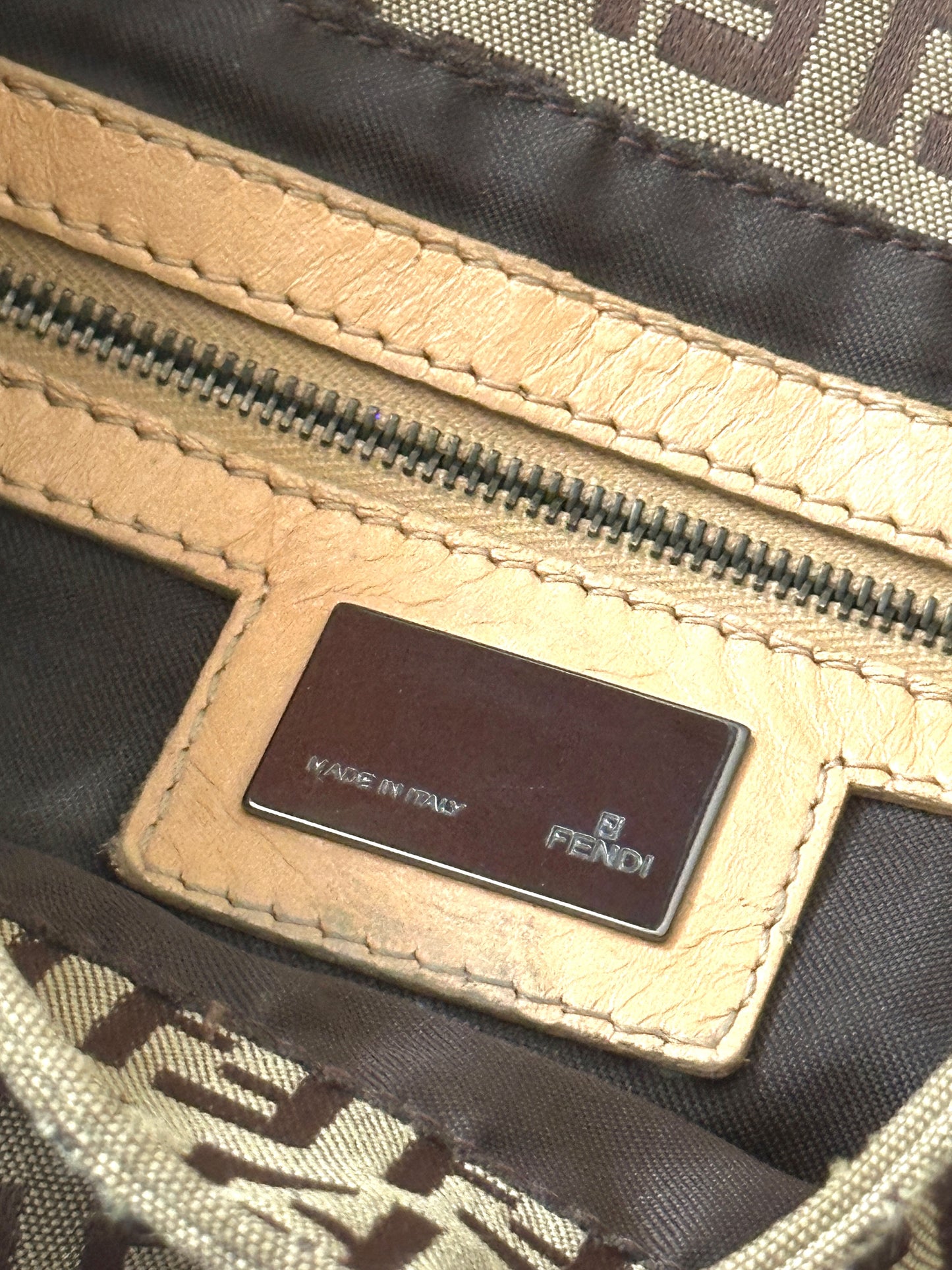 FENDI ZUCCHINO MAMMA BAGUETTE SHOULDER BAG