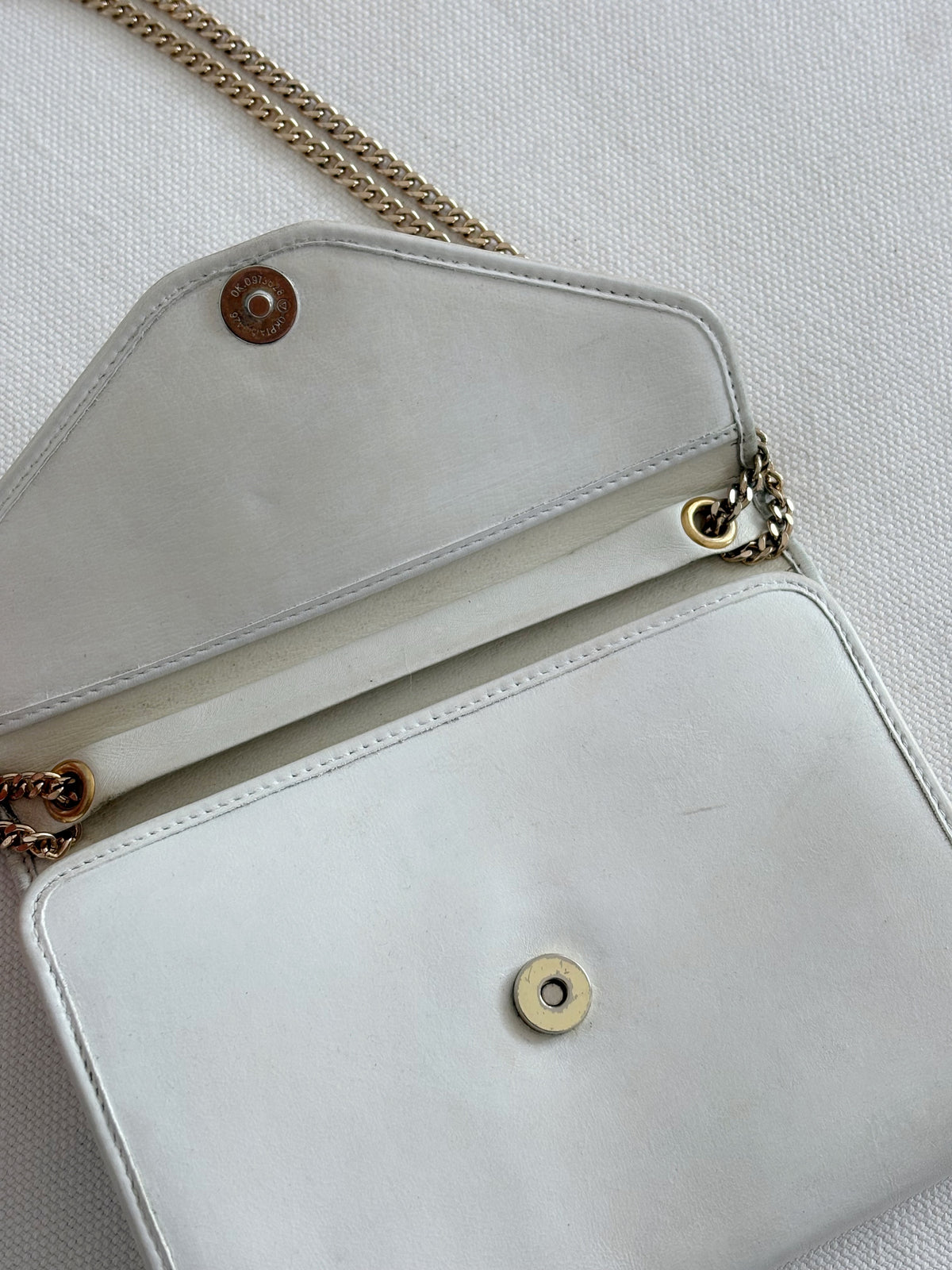 MINI CHAIN SHOULDER BAG