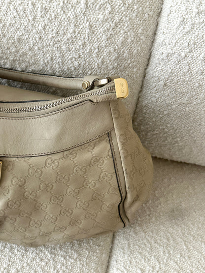 GUCCI BEIGE GUCCISSIMA ABBEY D RING BAG