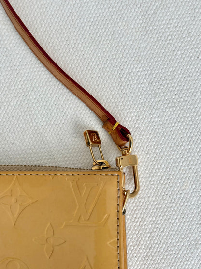 LOUIS VUITTON VERNIS LEXINGTON POCHETTE