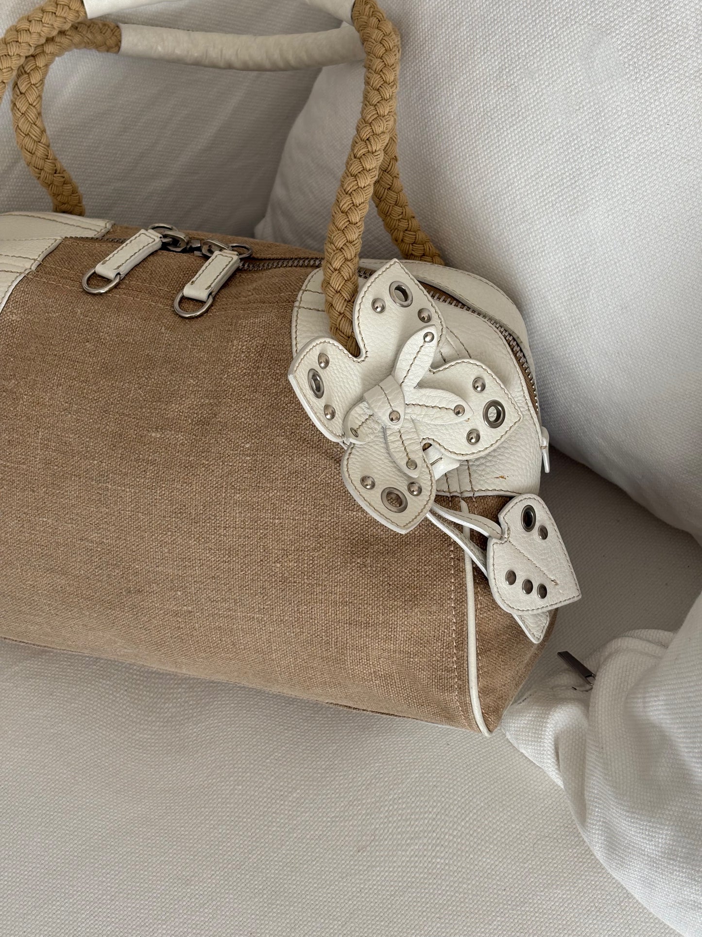 MIU MIU ARCHIVE FLOWER LEATHER SHOULDER BAG