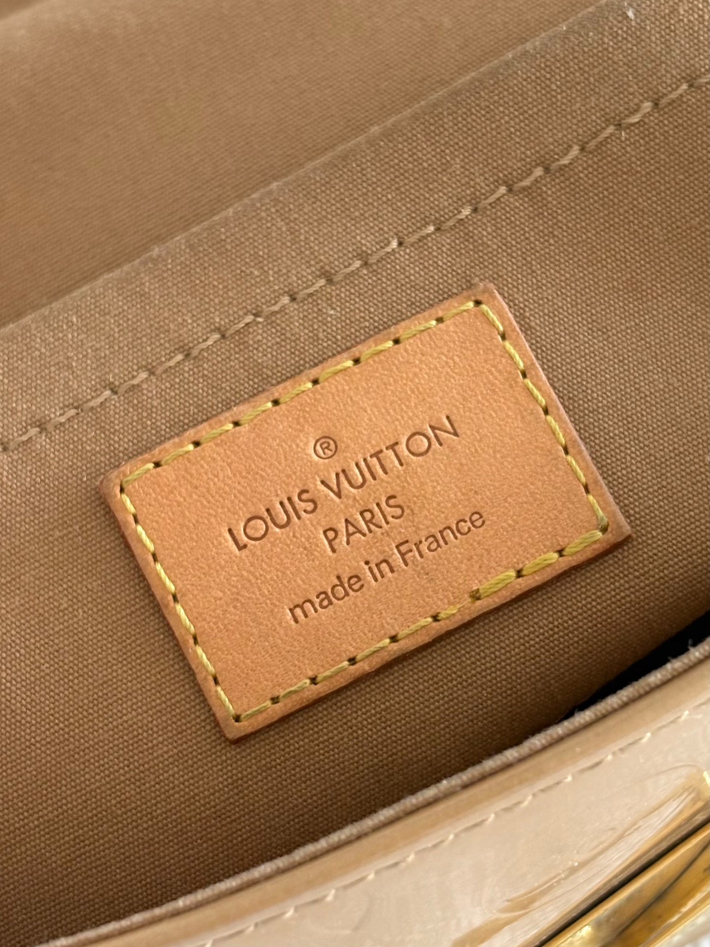 LOUIS VUITTON MONOGRAM VERNIS MALIBU SHOULDER BAG