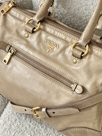 PRADA BEIGE VITELLO LEATHER TOTE BAG