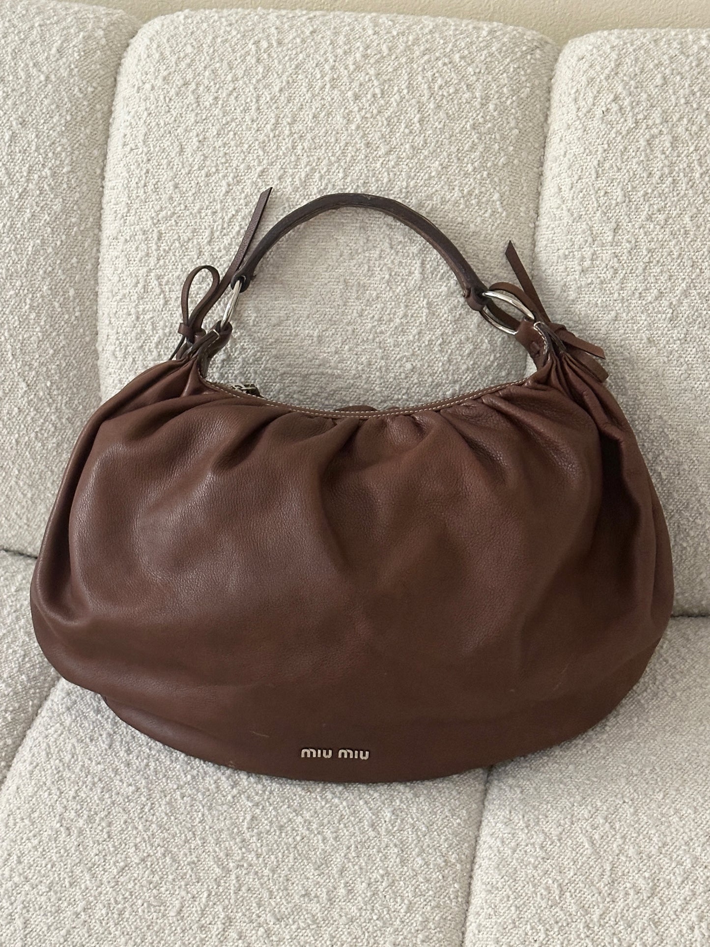 MIU MIU VITELLO BOW LEATHER HOBO BAG