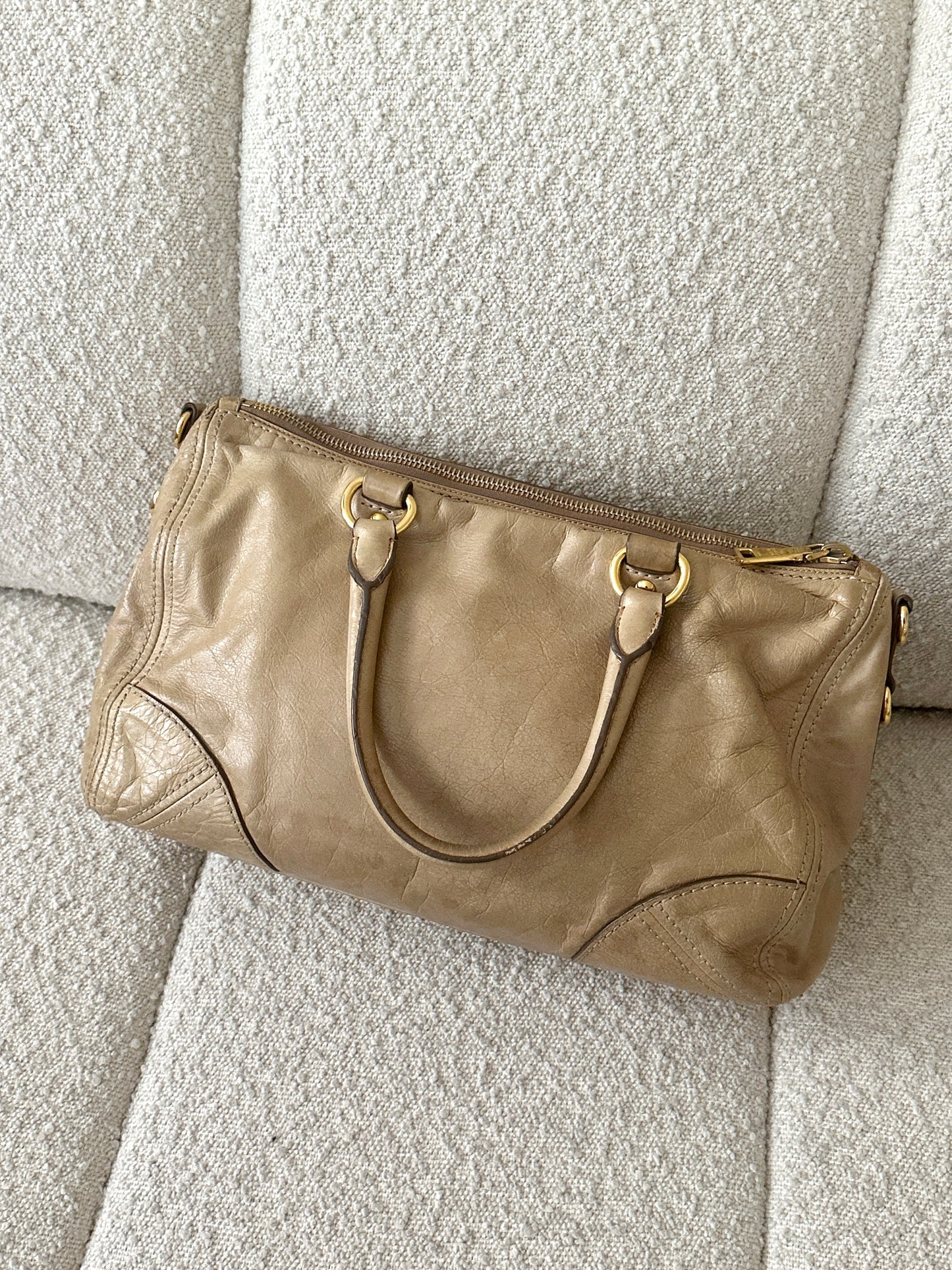 PRADA BEIGE VITELLO LEATHER TOTE BAG