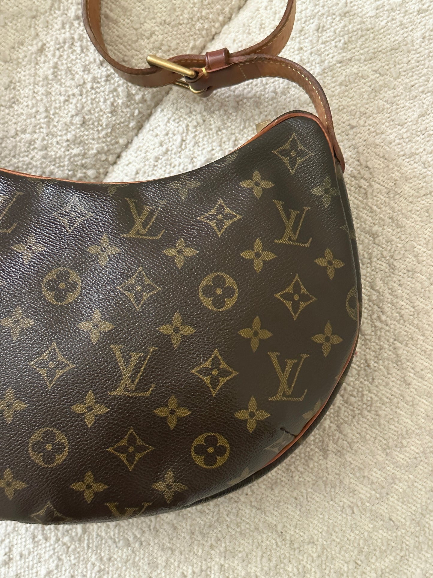 LOUIS VUITTON MONOGRAM CROISSANT MM SHOULDER BAG