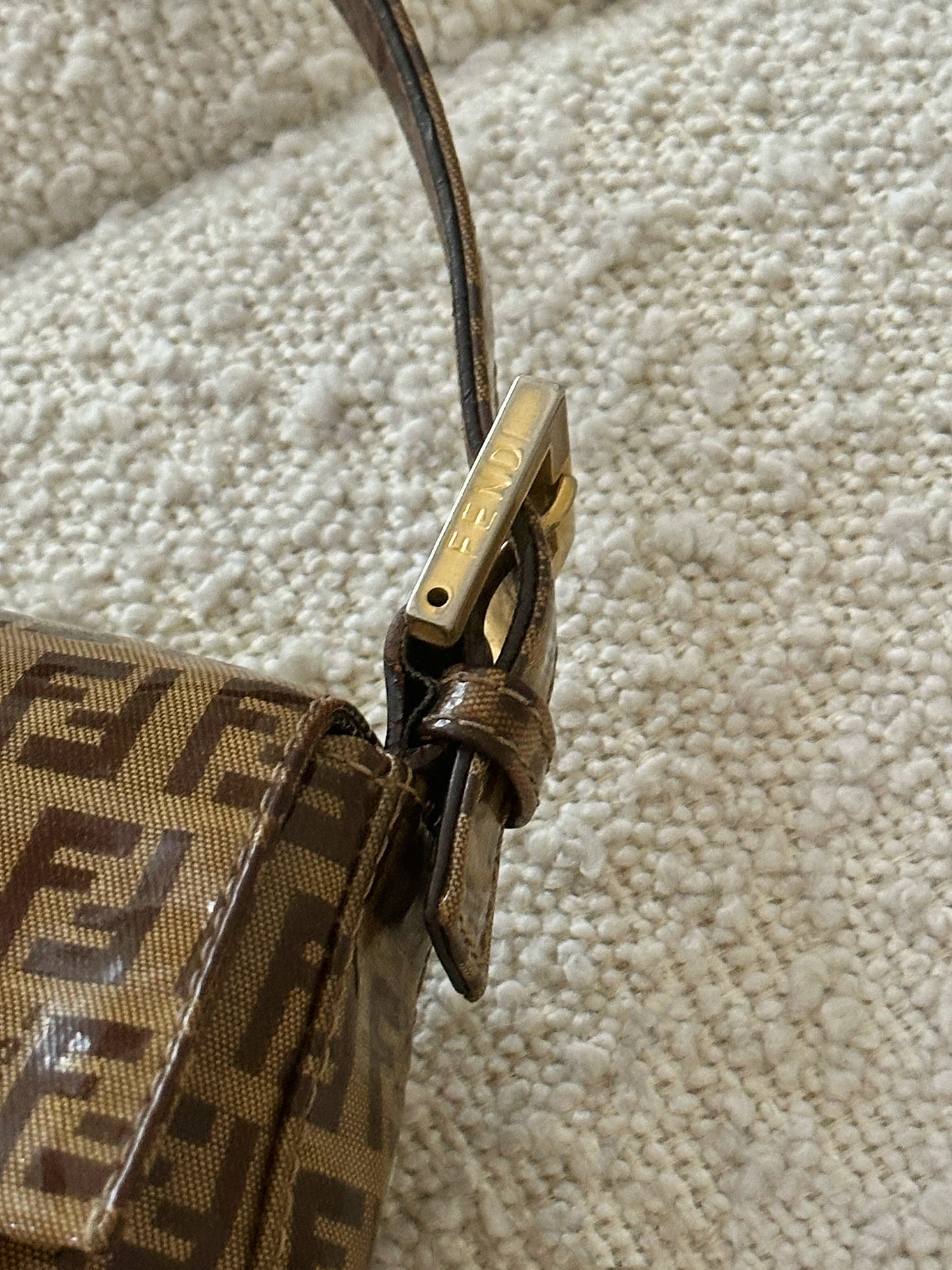 FENDI ZUCCHINO PATENT BAGUETTE SHOULDER BAG