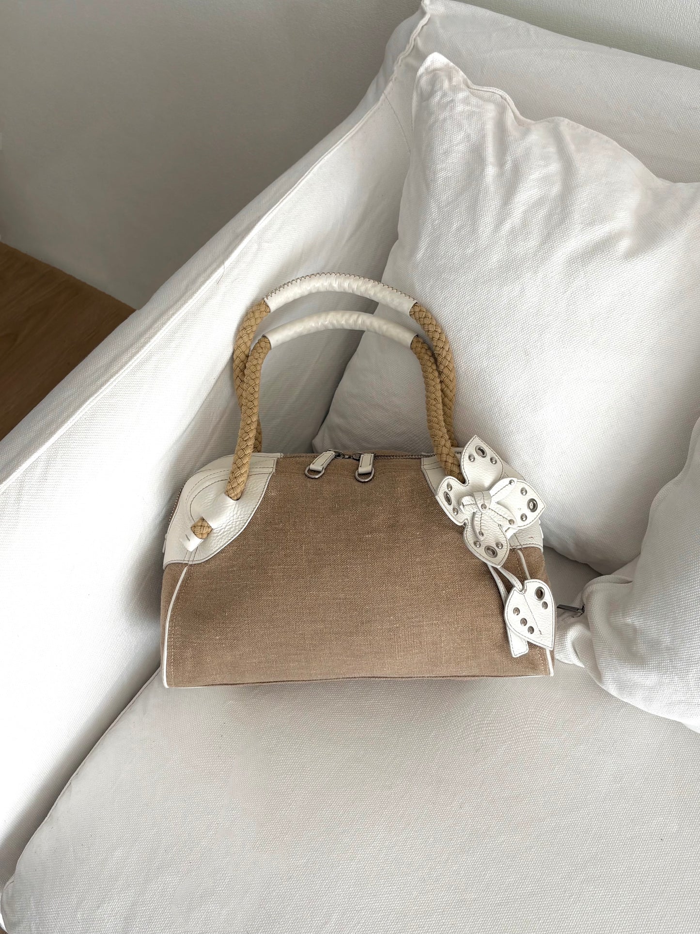 MIU MIU ARCHIVE FLOWER LEATHER SHOULDER BAG