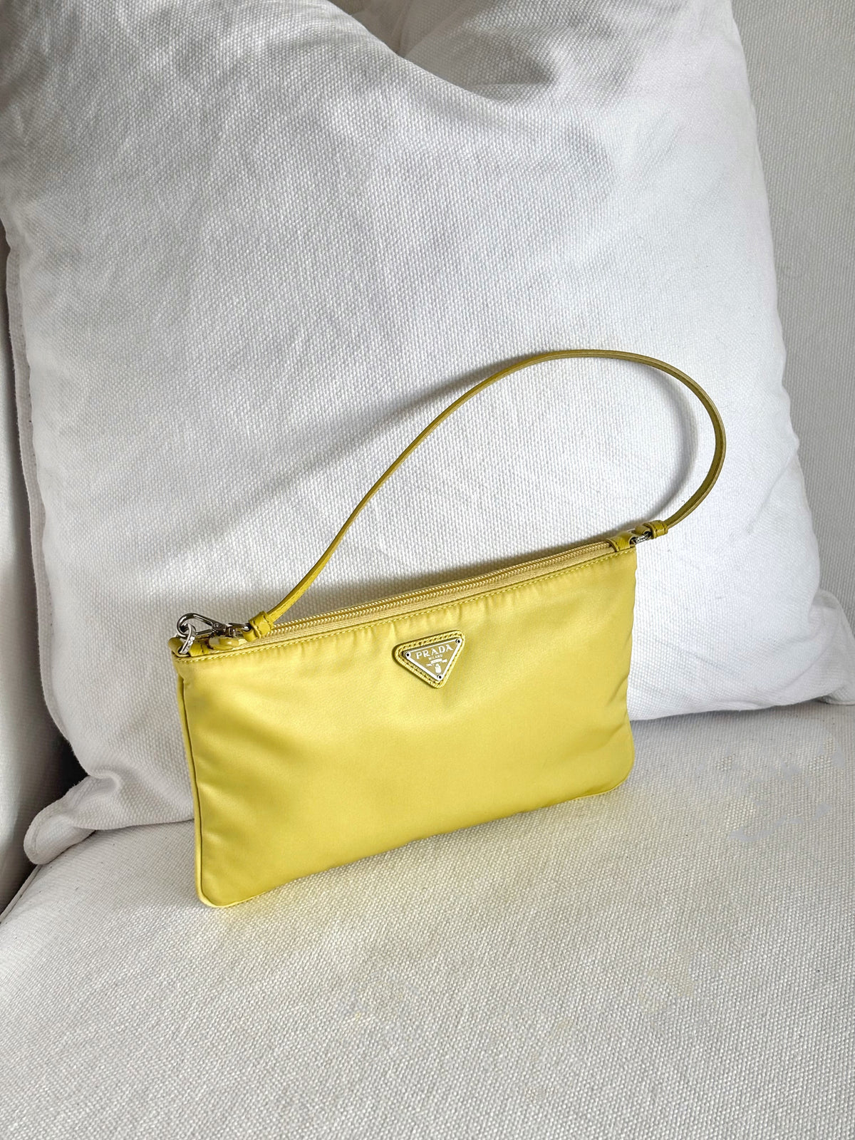 RE-NYLON YELLOW VELA SHOULDER BAG