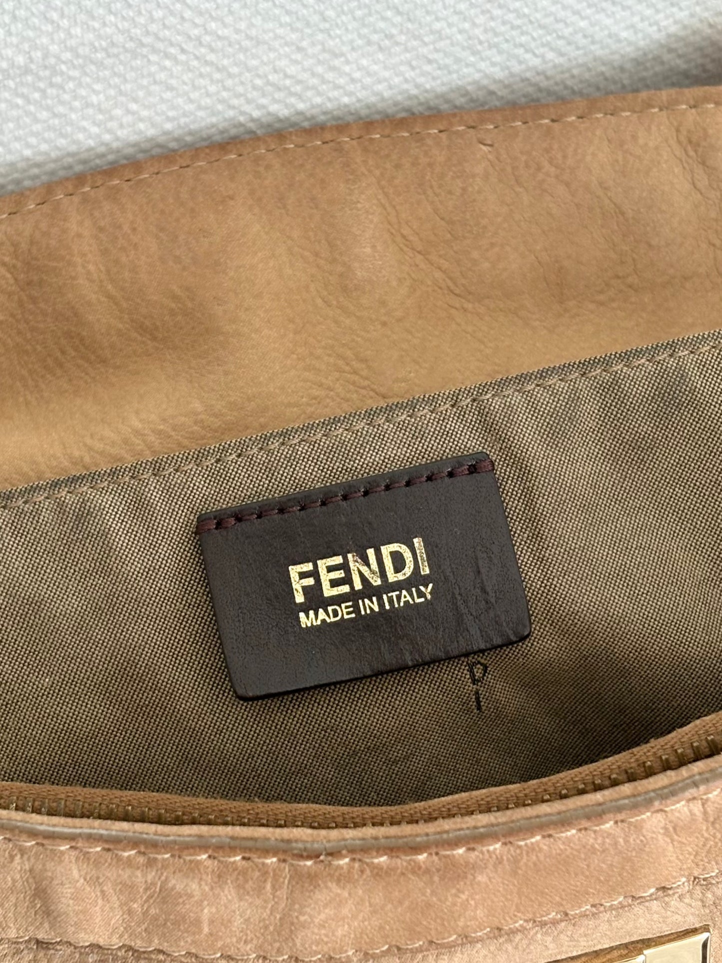 FENDI BORSA CHAIN LEATHER TOTE BAG