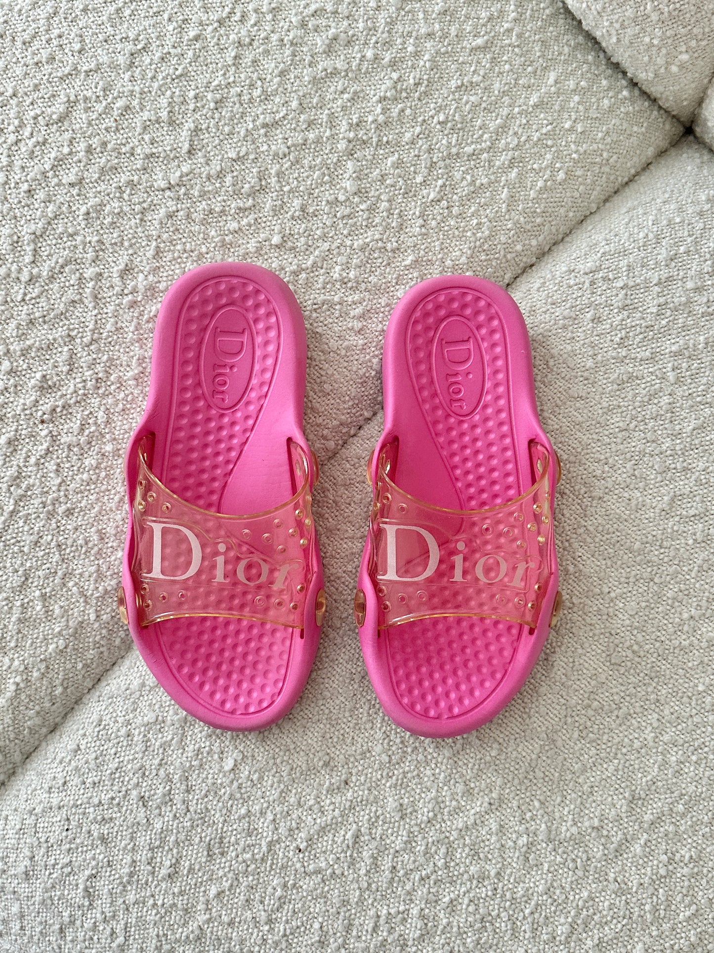 DIOR PINK LOGO RUBBER POOL SLIDES