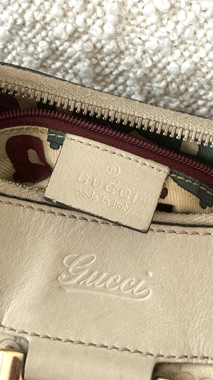 GUCCI BEIGE GUCCISSIMA ABBEY D RING BAG