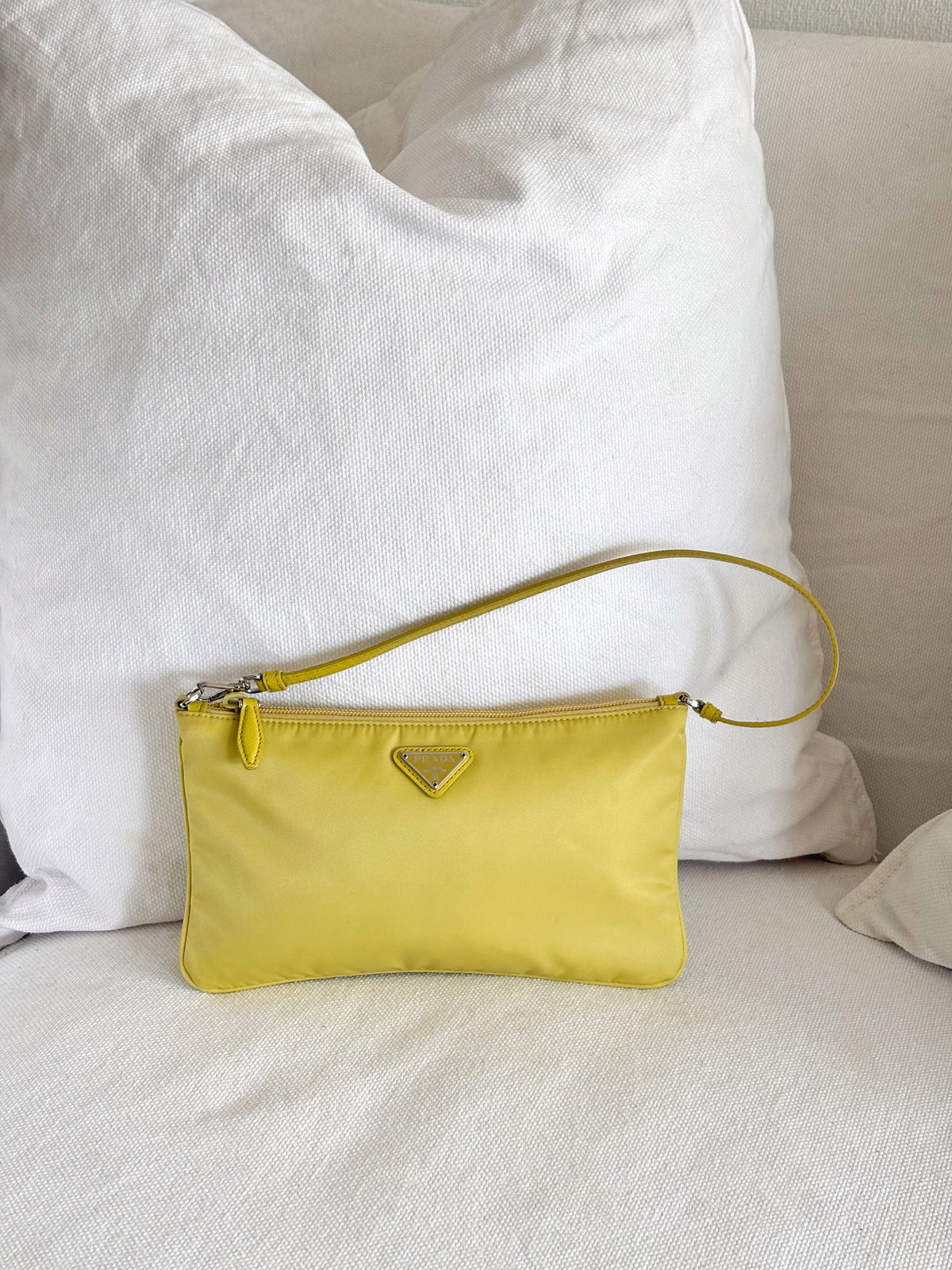 RE-NYLON YELLOW VELA SHOULDER BAG