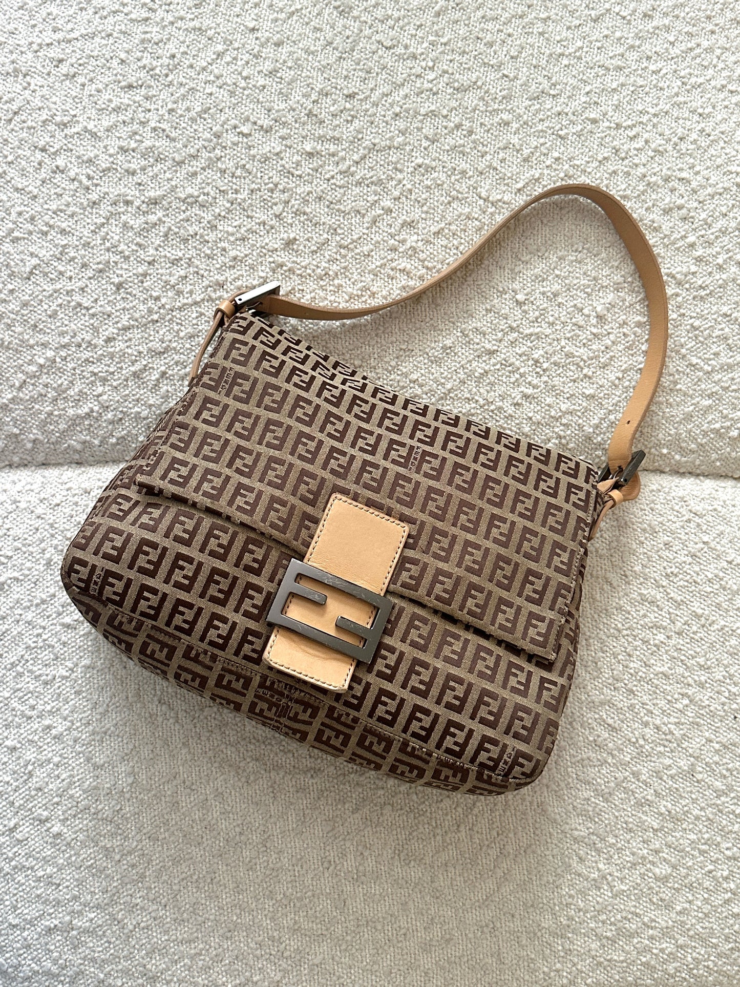 FENDI ZUCCHINO MAMMA BAGUETTE SHOULDER BAG
