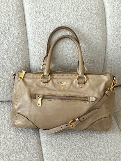 PRADA BEIGE VITELLO LEATHER TOTE BAG