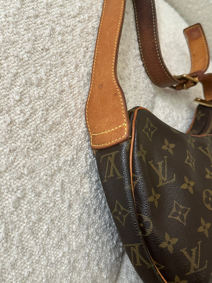 LOUIS VUITTON MONOGRAM CROISSANT MM SHOULDER BAG