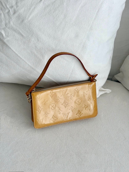 LOUIS VUITTON VERNIS LEXINGTON POCHETTE