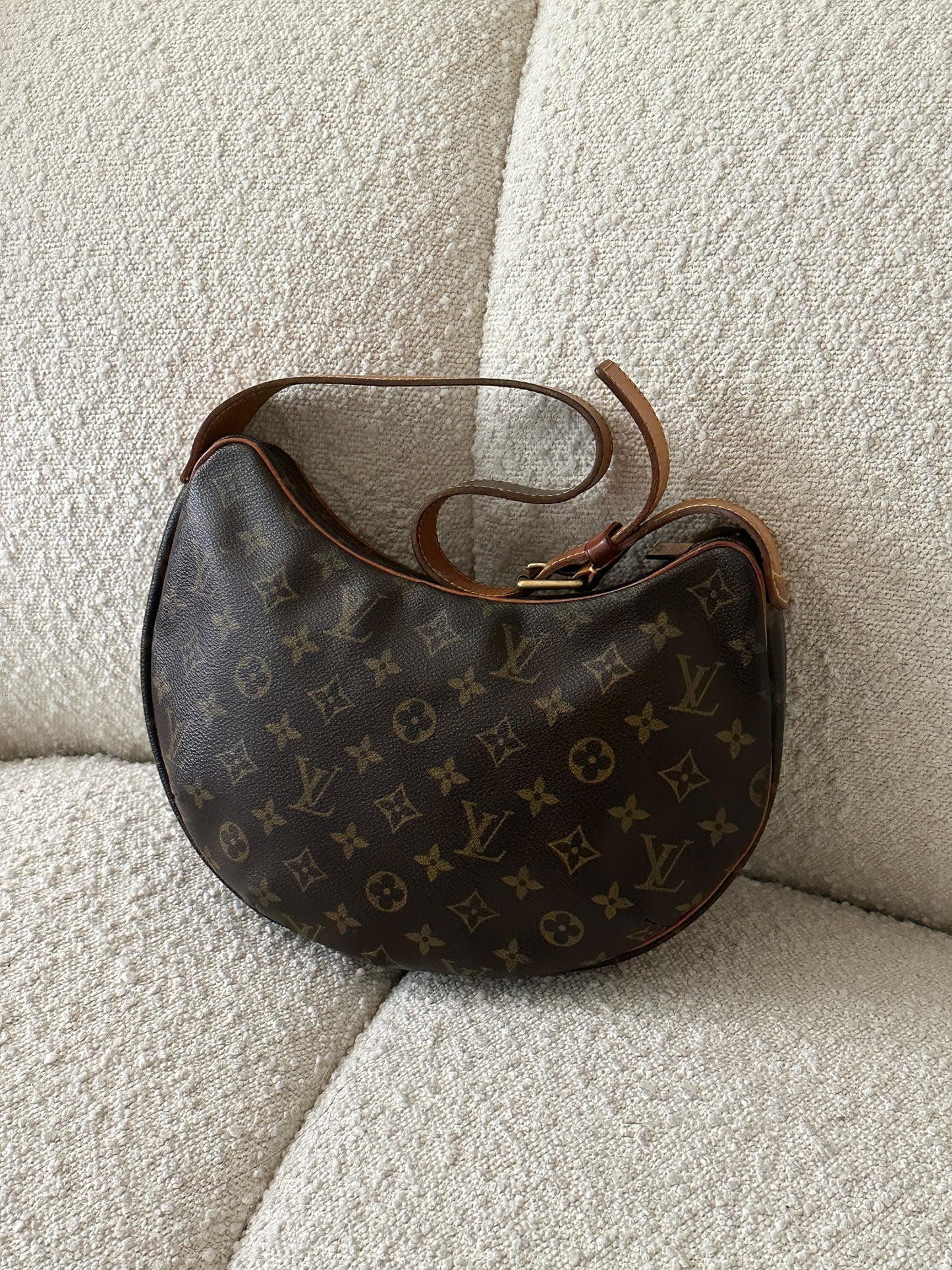 LOUIS VUITTON MONOGRAM CROISSANT MM SHOULDER BAG