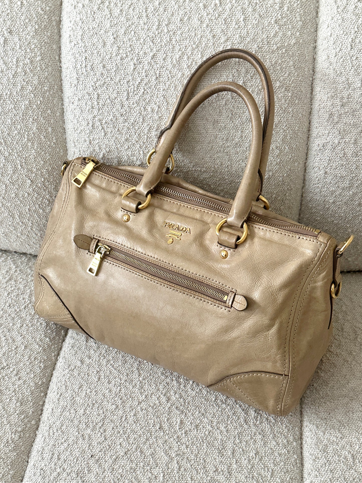PRADA BEIGE VITELLO LEATHER TOTE BAG