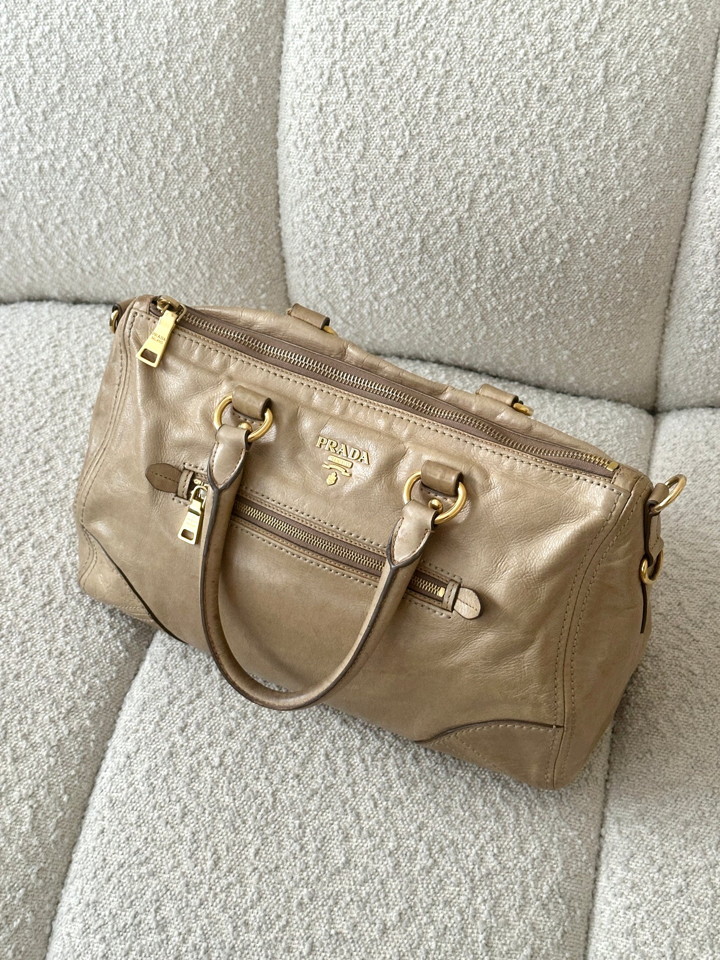 PRADA BEIGE VITELLO LEATHER TOTE BAG