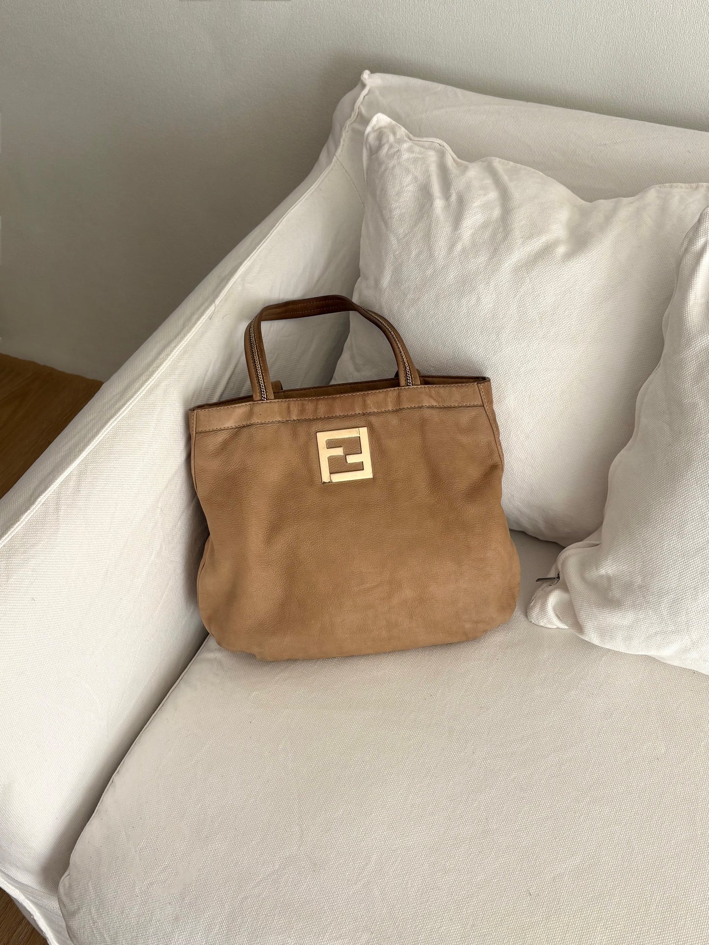 FENDI BORSA CHAIN LEATHER TOTE BAG