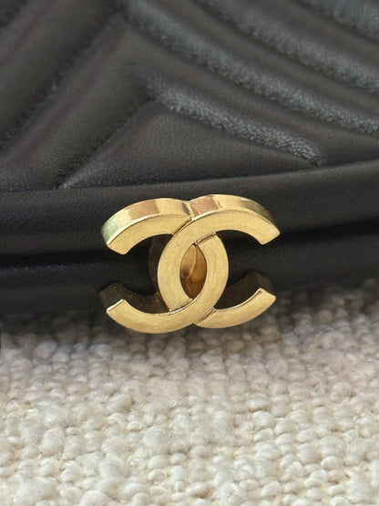 CHANEL LAMBSKIN CHEVRON QUILTED CLUTCH
