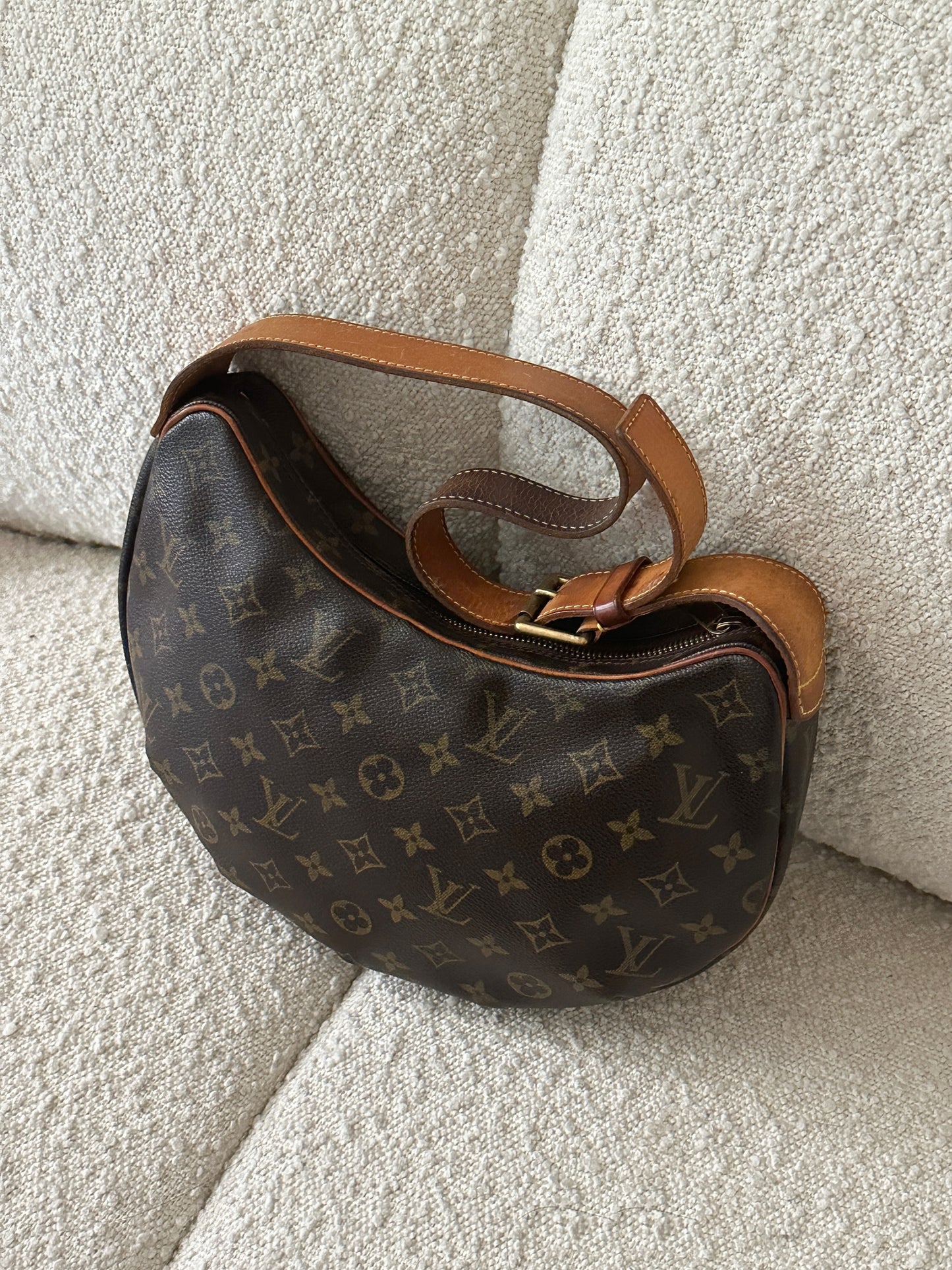 LOUIS VUITTON MONOGRAM CROISSANT MM SHOULDER BAG