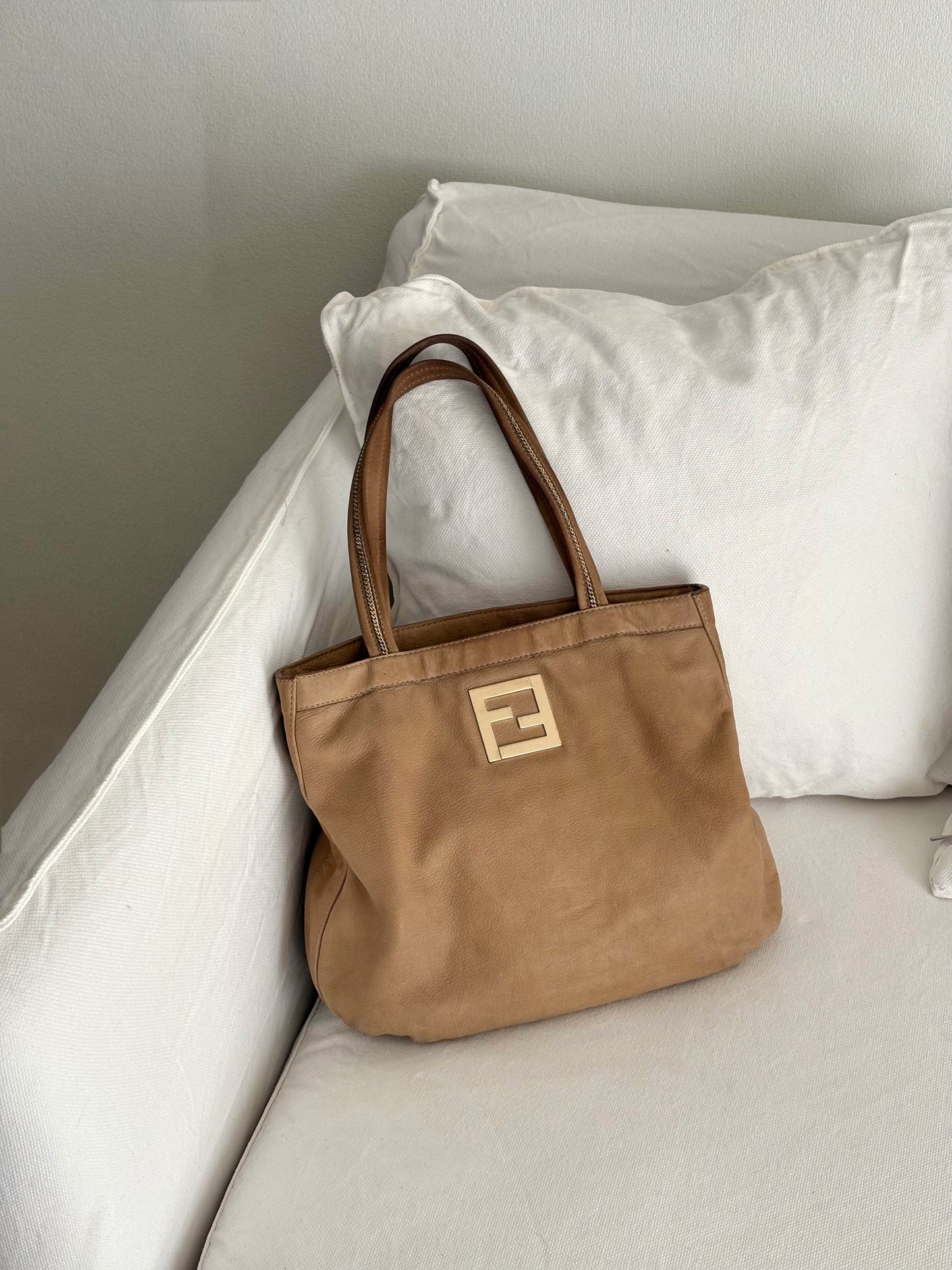 FENDI BORSA CHAIN LEATHER TOTE BAG
