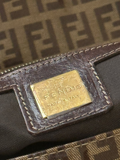 FENDI ZUCCHINO PATENT BAGUETTE SHOULDER BAG