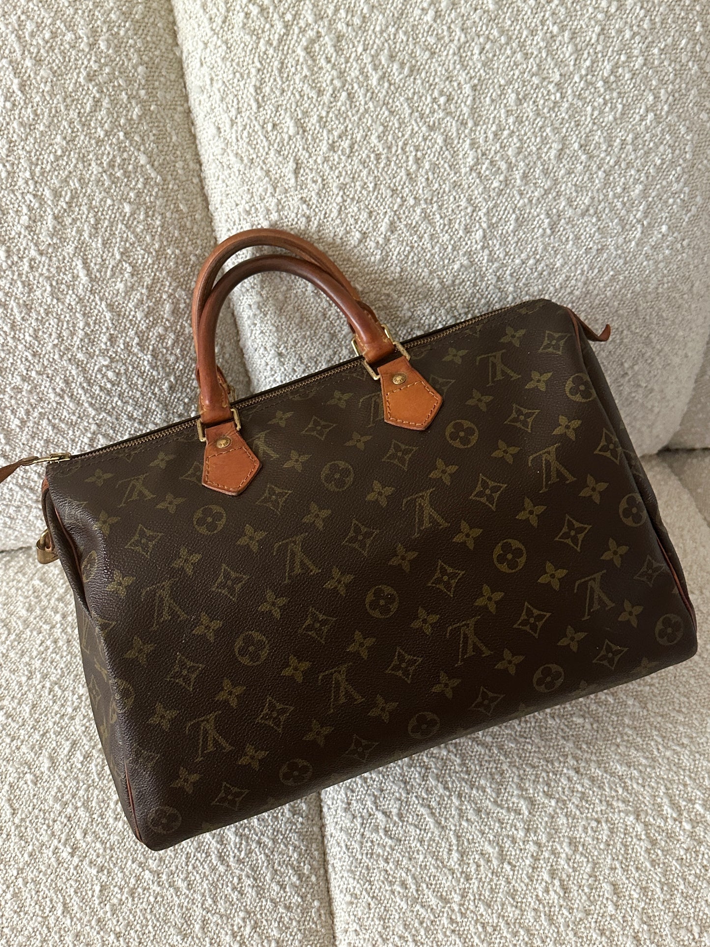 LOUIS VUITTON SPEEDY 35 MONOGRAM