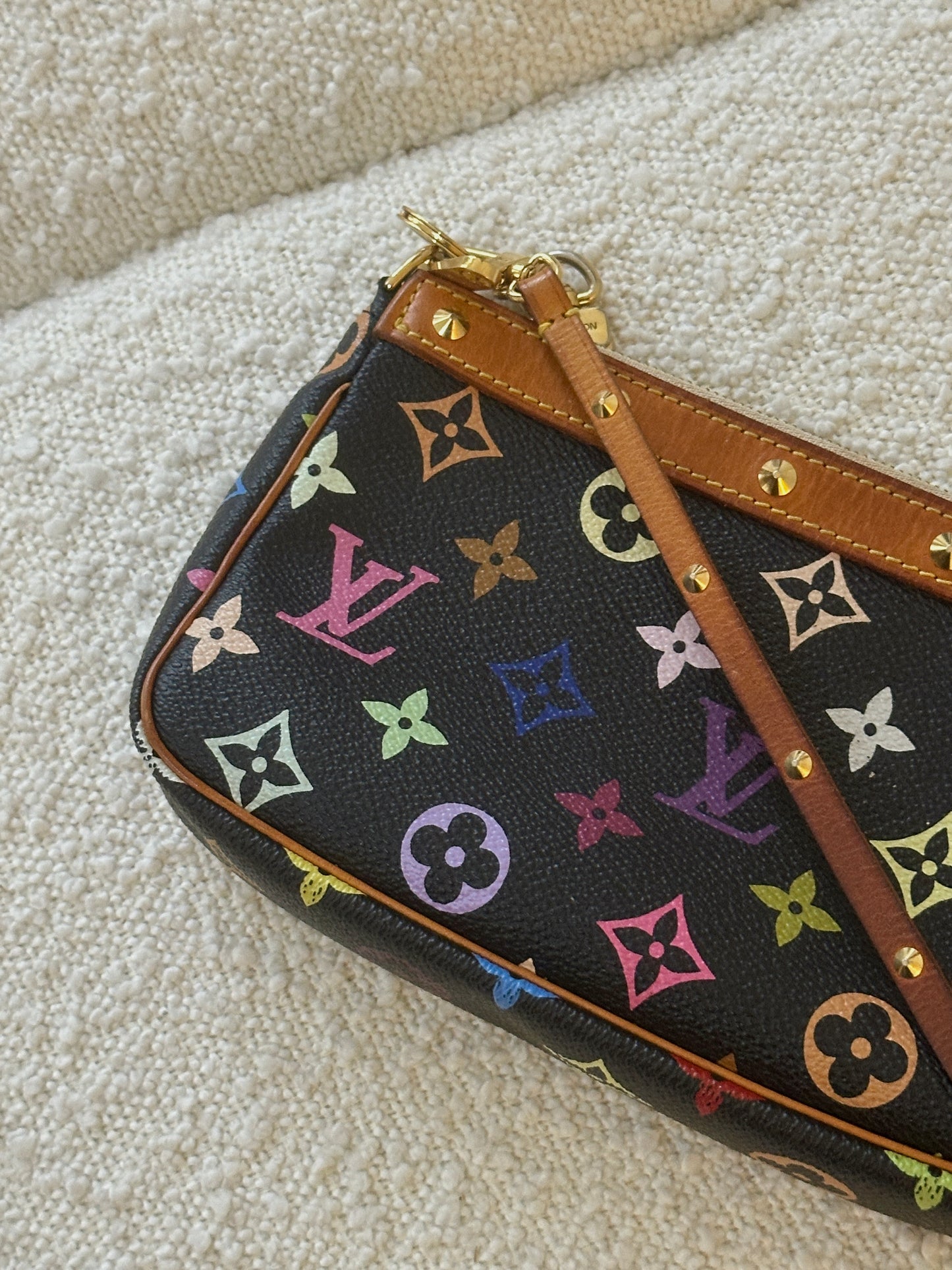 LOUIS VUITTON MULTICOLOUR  BLACK POCHETTE