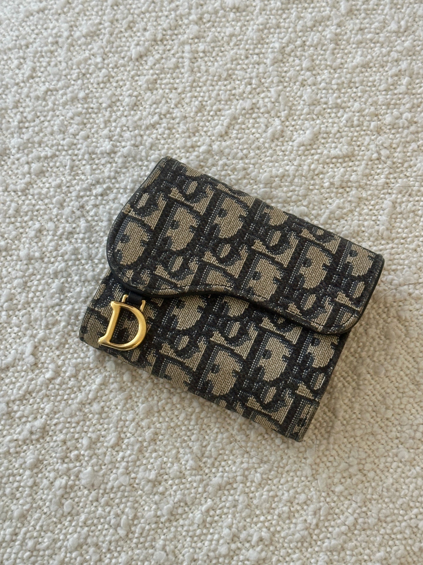 DIOR SADDLE LOTUS WALLET