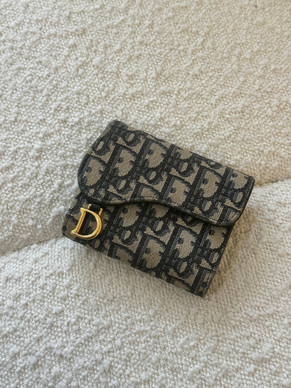 DIOR SADDLE LOTUS WALLET