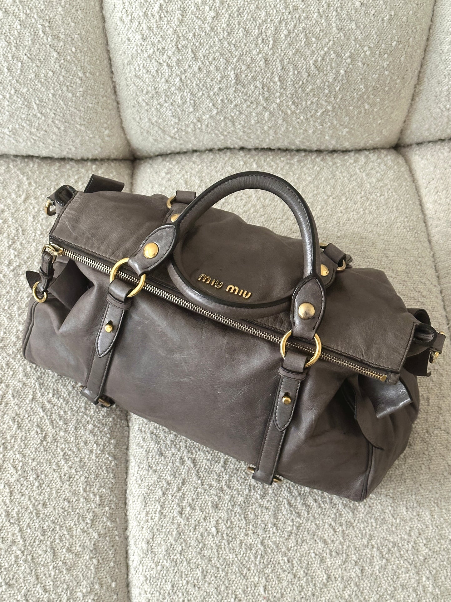 MIU MIU VITELLO BOW LEATHER TOTE BAG