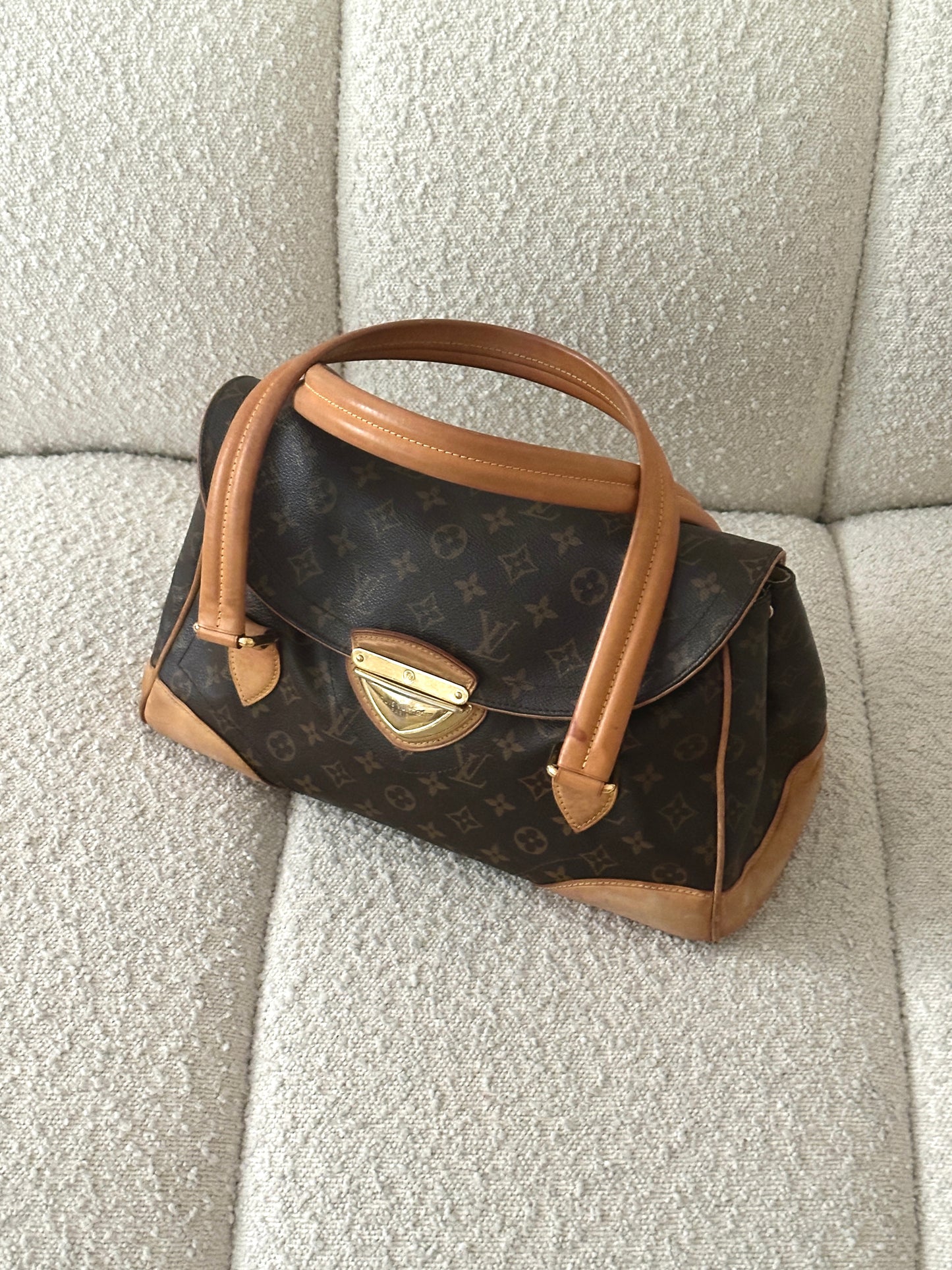 LOUIS VUITTON BEVERLY GM MONOGRAM SHOULDER BAG